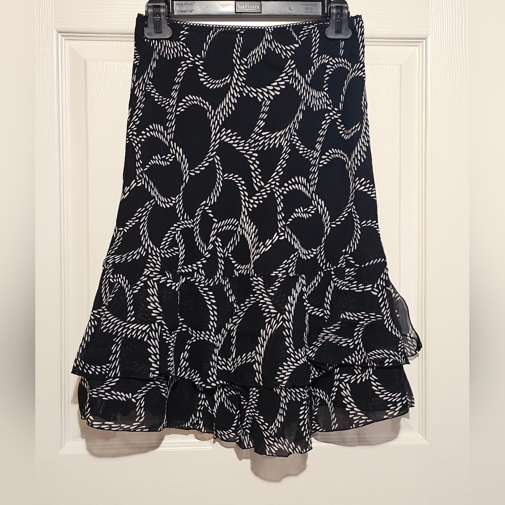 Vintage Petite Sophisticate Asymmetrical Black and White Skirt Sz 6